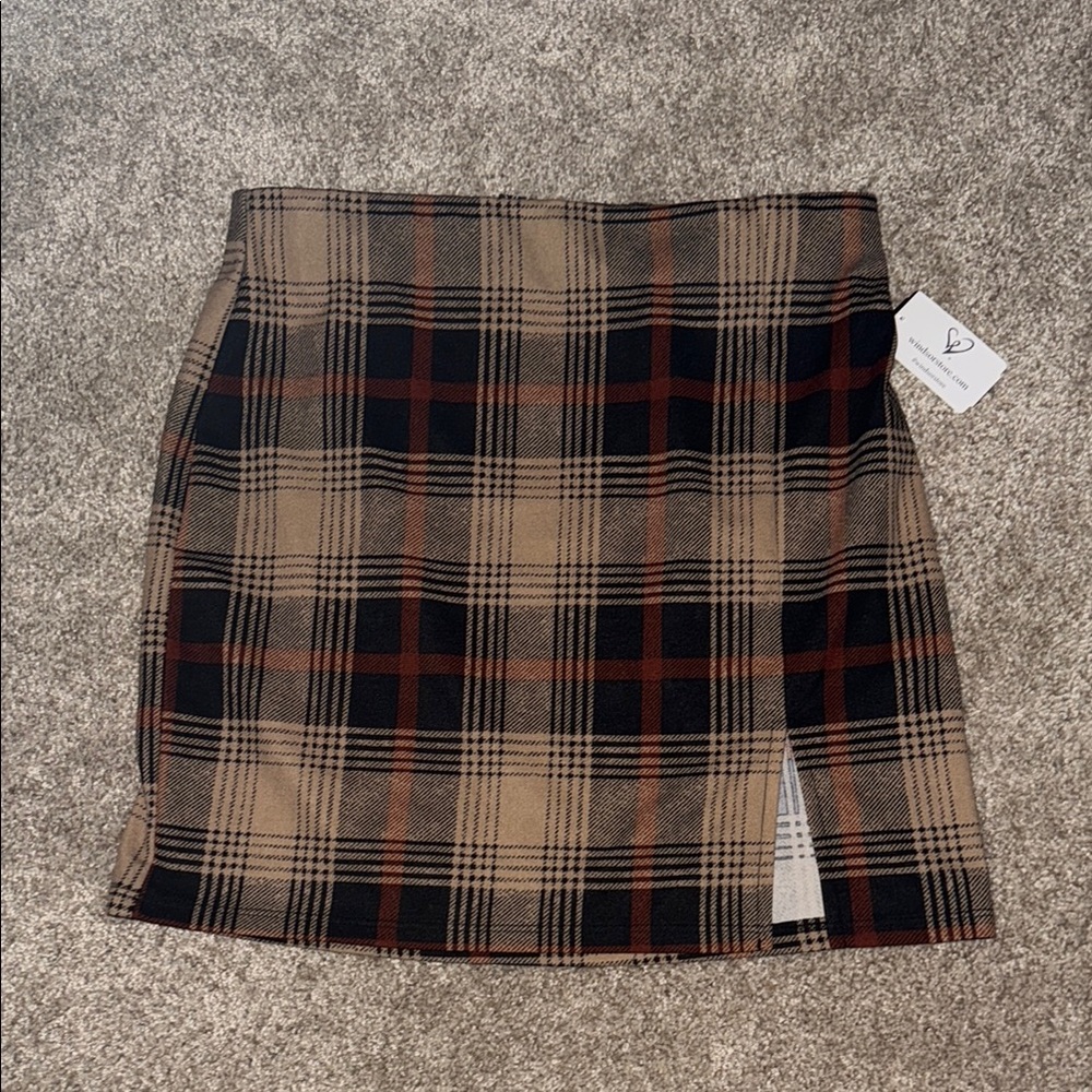 Windsor Tan and Cream Skirt